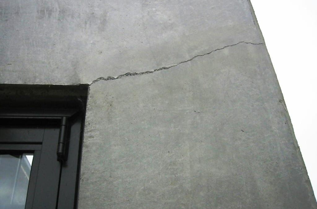 Are cracks in the neighbour’s property your problem?